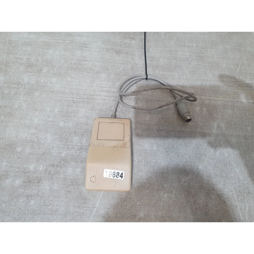 VTG Apple Desktop Bus G5431 Mechanical Mouse Beige Wired PS/2 One Button for PC - Image 2 of 4