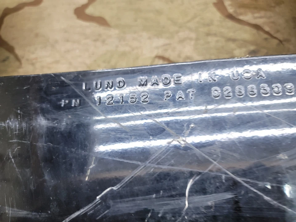 99-06 LUND Visera Chevy GMC Suburban Yukon Silverado Parasol OEM 12152 Foto 3 de 4