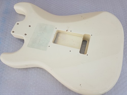 1984 SQUIER by FENDER STRATOCASTER JV BODY '62 - Made in JAPAN - Picture 4 of 9