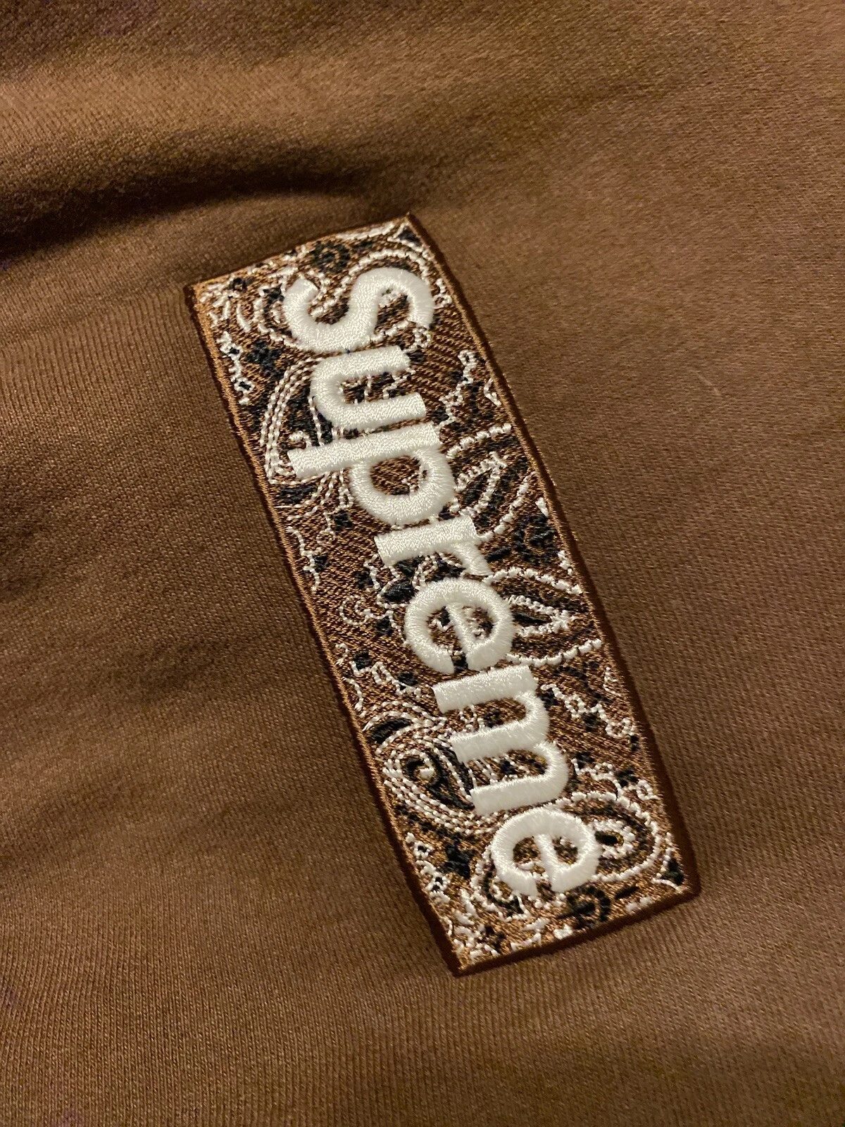 Sweat à capuche marron logo Supreme Box