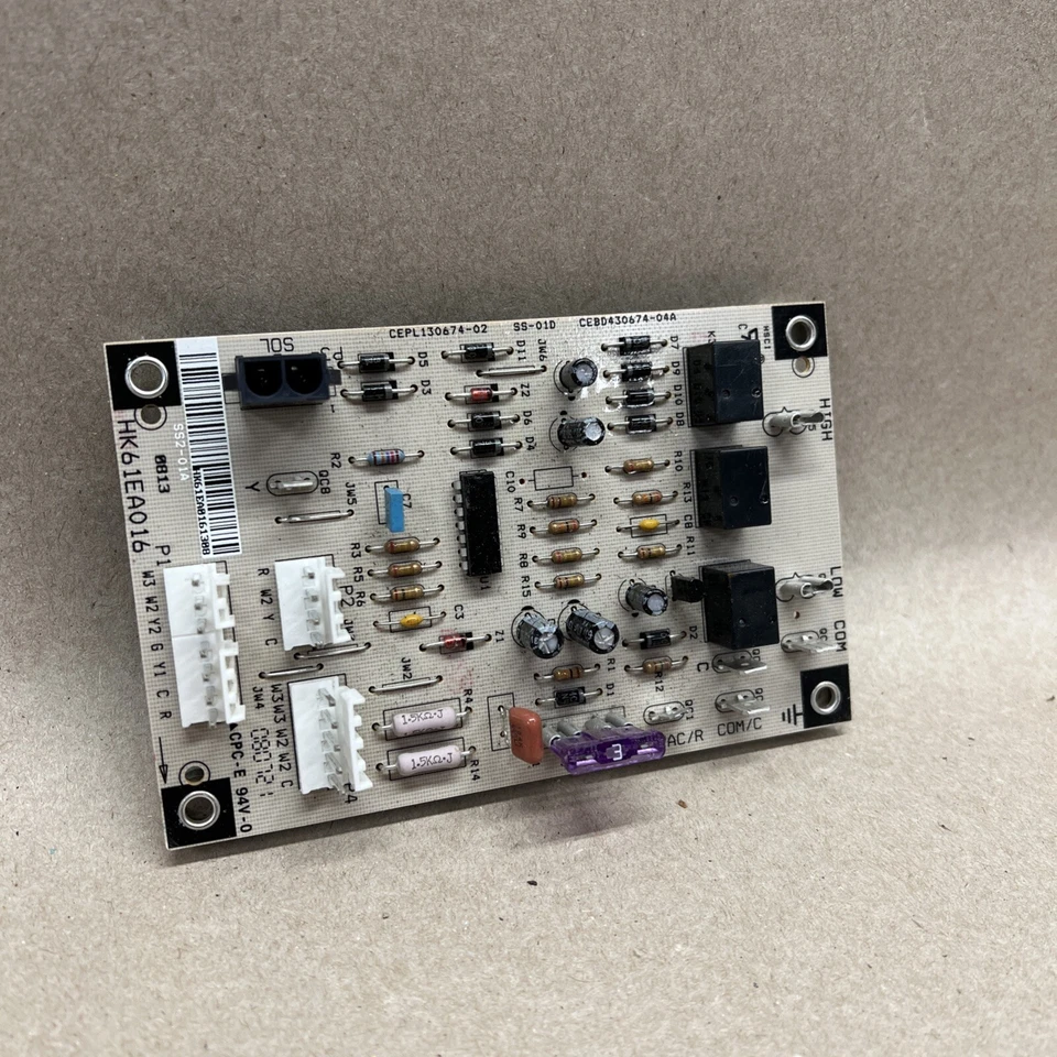 Placa de circuito de control OEM ICP Heil Tempstar HK61EA016 - CEBD430674-04A B11 Foto 2 de 4