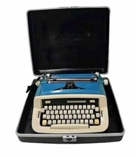 Royal Custom III Portable Typewriter w/ Hard Case Blue 1960s Vtg thumbnail