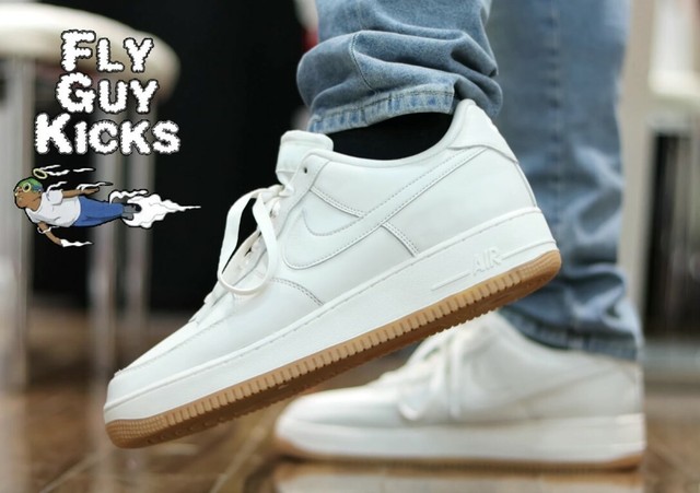 nike air force white gum sole
