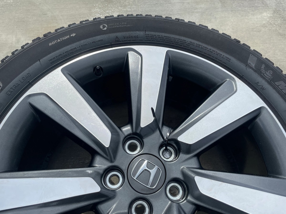23-25 HONDA PILOT 20X8J ALLOY 7 SPOKE WHEEL W/ TIRE 255/5GR20