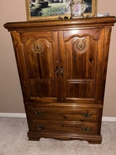 Wardrobe Armoire H 58 3/8 in L 39.5 in W 18 3/8 in and Dresser Measurements2BD