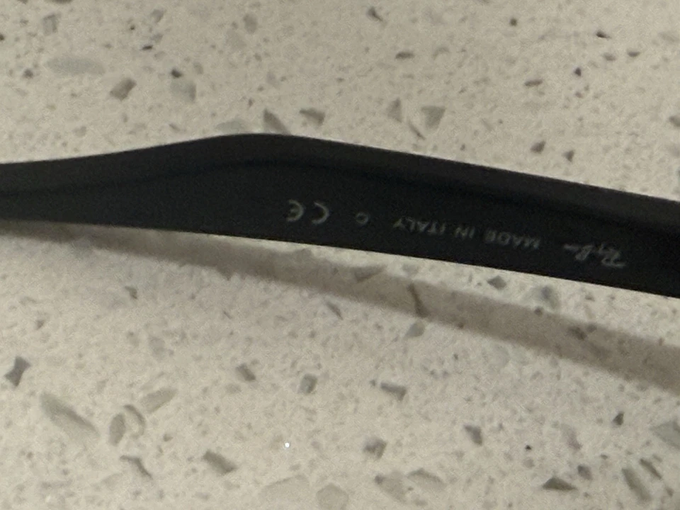 Ray-Ban RB3674-M F031/71 Scuderia Ferrari Gold/Black Sunglass 51mm Made in Italy - Image 4 of 4