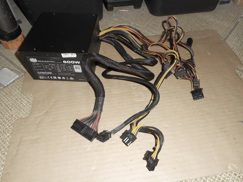 ALIMENTATORE ATX COOLER MASTER RS-600-ACAB-B1 - Immagine 2 di 4