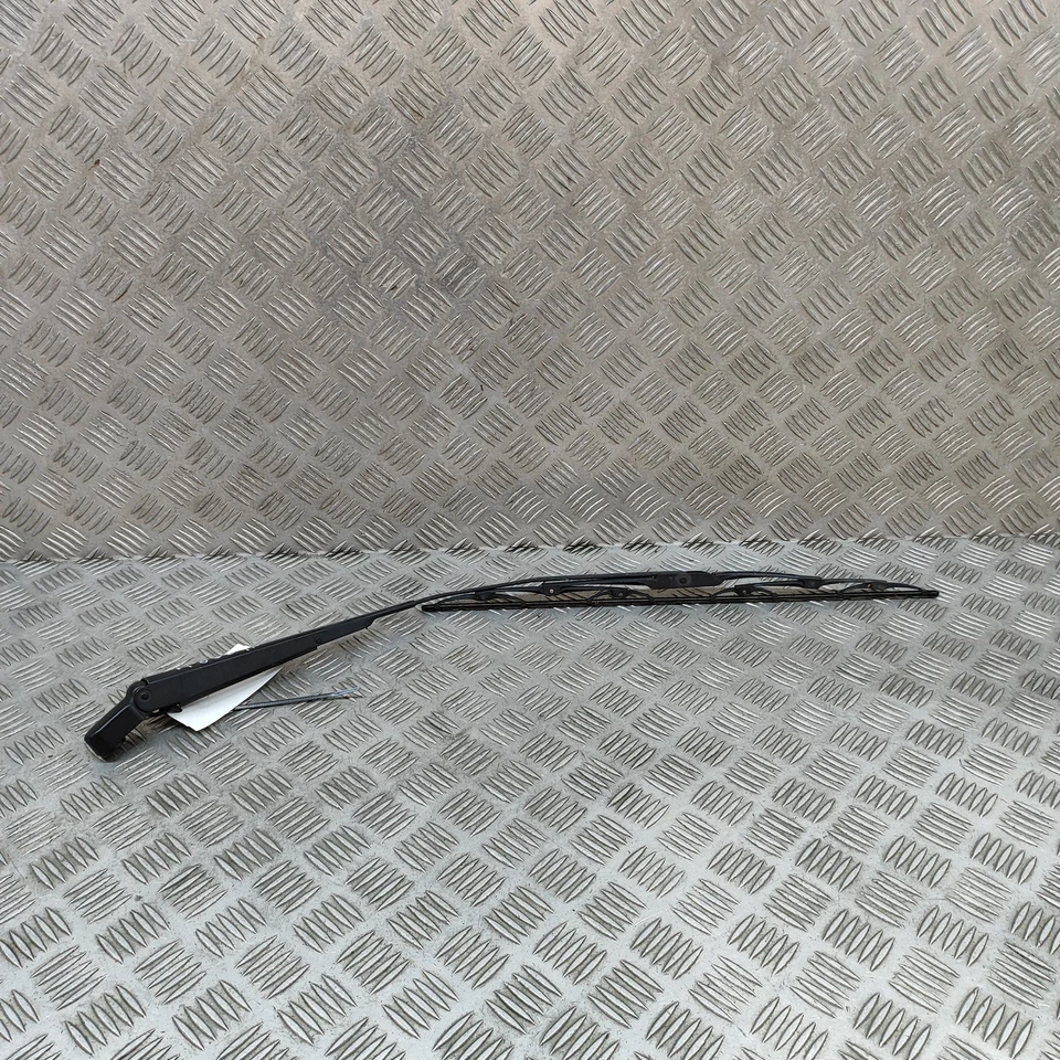 TOYOTA CELICA T230 Tailgate Window Wiper Arm 85241-20150 2002 28446092 - Image 3 of 4