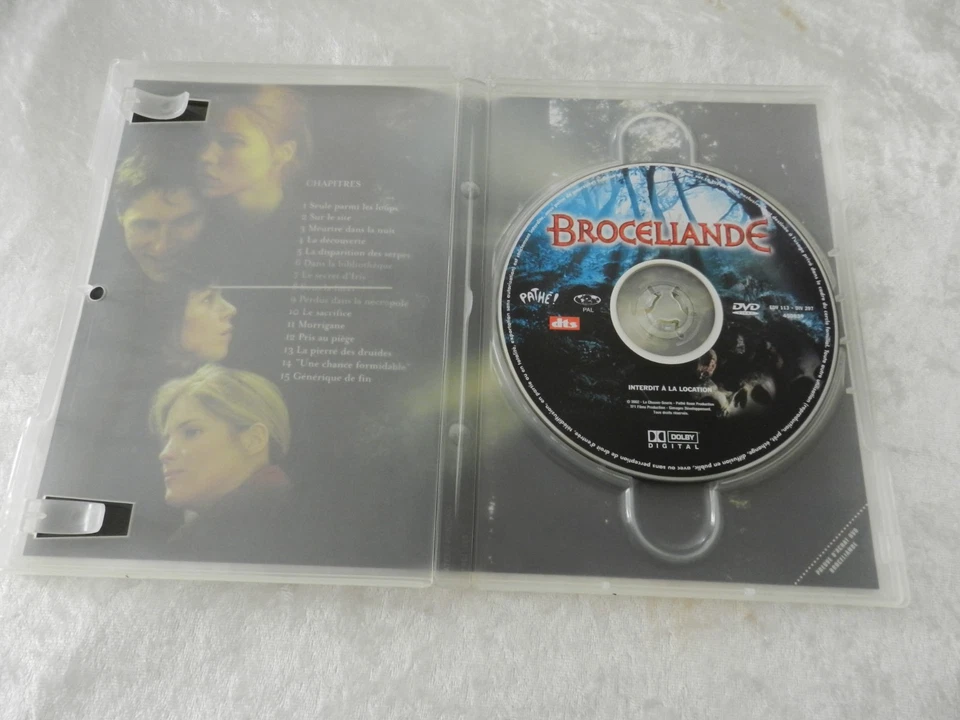 DVD BROCELIANDE film Horreur état neuf - Photo 2/3