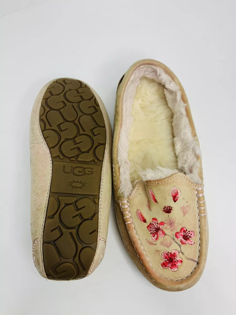 Pink ansley ugg slippers new arrivals