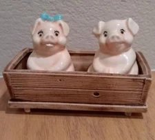 Pigs in Trough Salt and Pepper Shaker 3-Piece Set