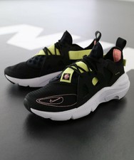 nike huarache type black