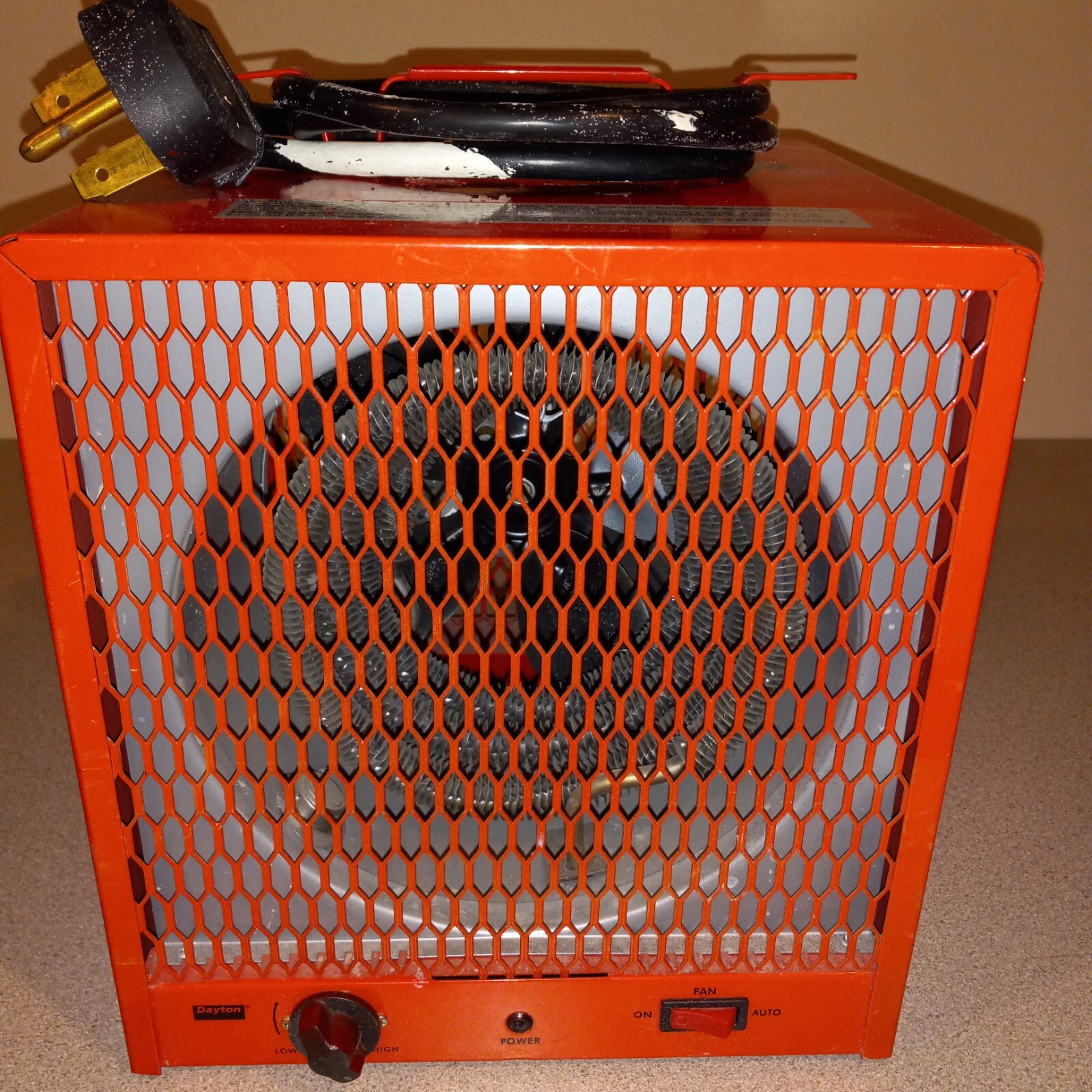 Space Heater. Heavy Duty Heater-image