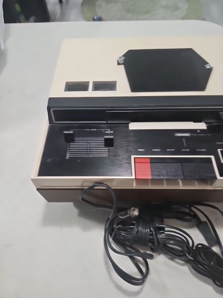 De colección AKAI CS-50D Invertir Auto-Invertir Cinta Abatible Cassette Deck Excelente Foto 3 de 4