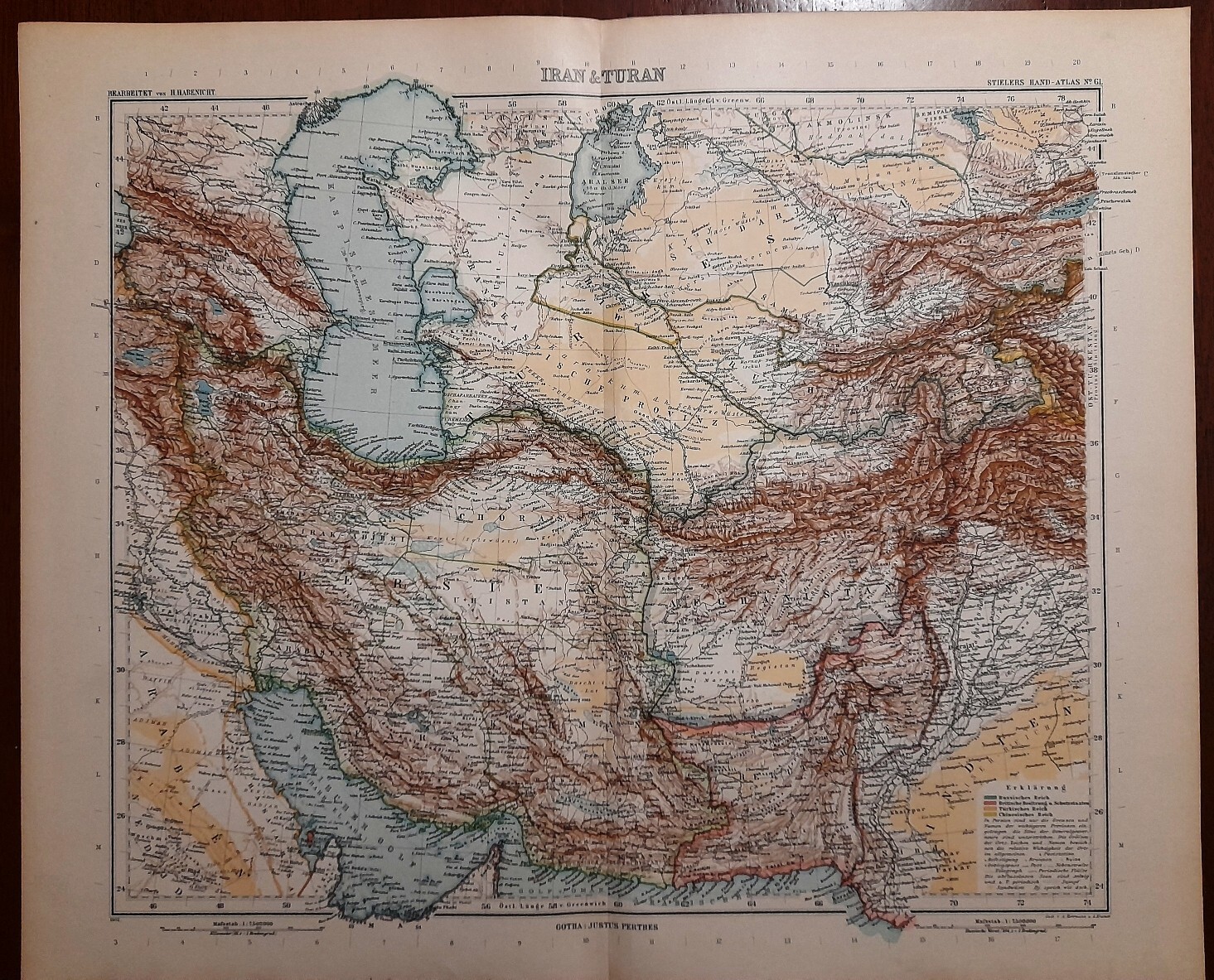 Foto 1 di 7