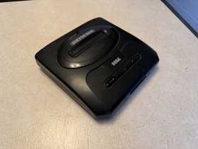 Sega Genesis Console w/games READ 