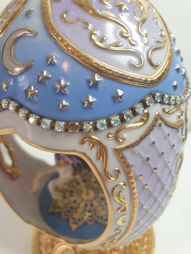 Franklin Mint Collectable Musical Carousel Egg Ornament - Picture 5 of 16