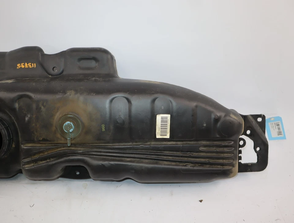 Reservoir carburant occasion RENAULT TWINGO II Phase 1 - 1.5 DCI 75ch - - Imagen 3 de 4