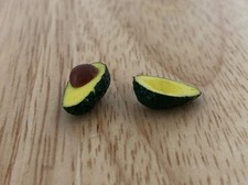 1:12 Dollhouse Miniature Realistic Hass Avocado Cut In Half Kitchen Shop