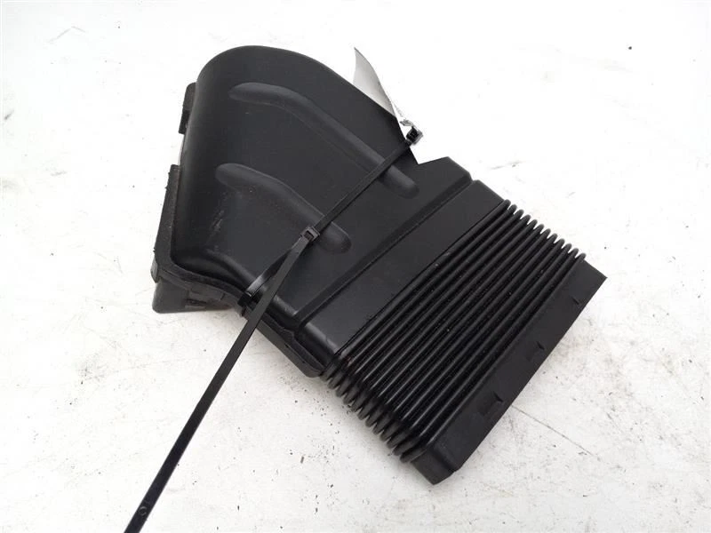 2006 - 2011 VOLKSWAGEN GOLF GTI AIR INTAKE DUCT TUBE OEM 48894 - Image 2 of 4