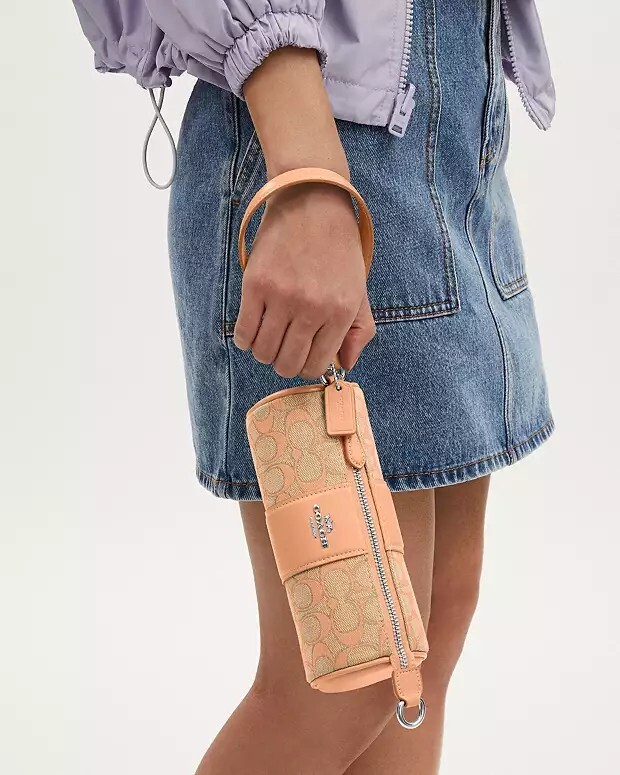 新作★COACH★Nolita Barrel Bag In Signature Jacquard CU003 Coach Nolita Barrel Bag In Signature Jacquard CU003 Faded
