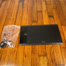 Ugee M708 10x6in Graphic Drawing Tablet W/ Cable No Pen