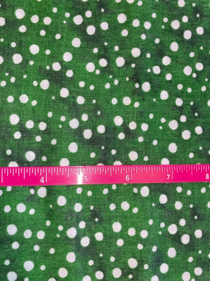1/2 Yarda LUNARES DE INVIERNO 100% Tela Algodón 18" X 44" NUEVO 7.5 Foto 2 de 3