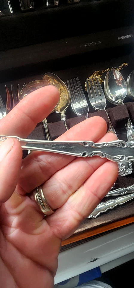 Modern Baroque by Community Oneida Silverplate Flatware 12 Settings 75 pieces - Image 2 of 4