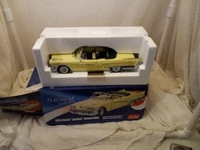 SUN STAR 1:18 1958 BUICK Limited Convertible PLATINUM COLLECTION Yellow N.I.B