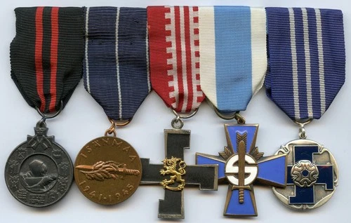 Finland Group WWII 1939-1945 Winter War Blue & Headquarters Cross & Medals !!!
