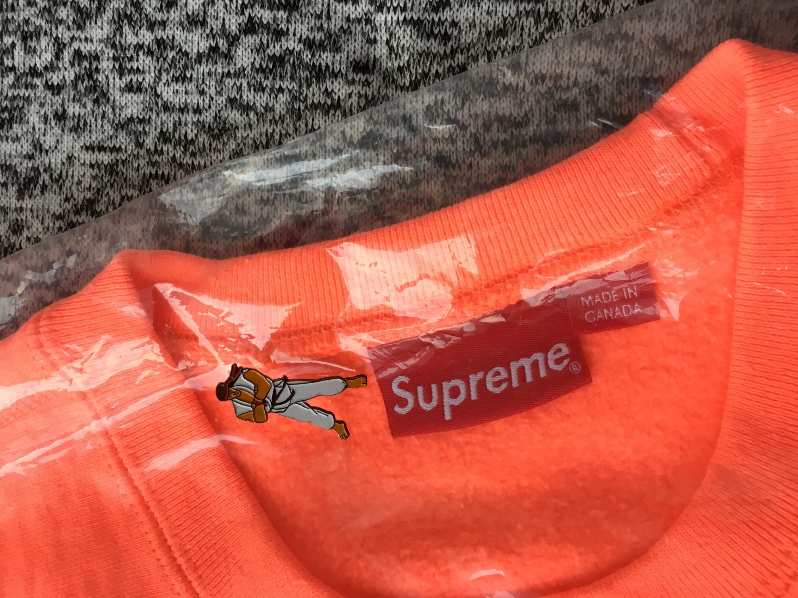 Supreme Box Logo Crewneck FW18 – Fluor Pink – Size M – Brand New – Rare image 2