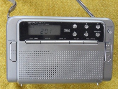 TCM PLL Alarm Clock Radio 225918 mit FM-MW+SW
