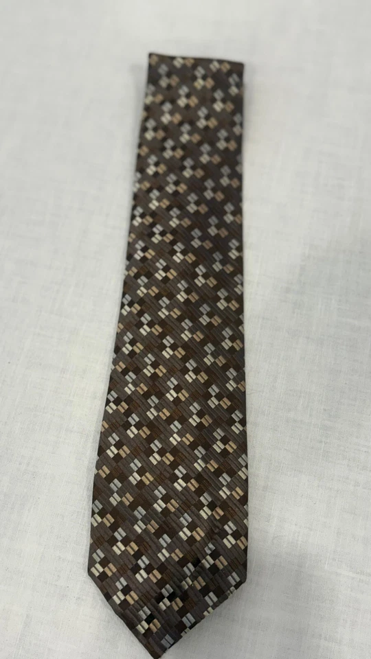 Corbata de seda para hombre Bachrach marrón geométrica moca blanca azul Foto 3 de 4