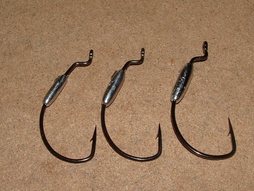Freshwater Weighted Hook -2.2 mold 1/16,3/32,1/8oz EWG 3/0 4/0 swimbait jig - Picture 3 of 4
