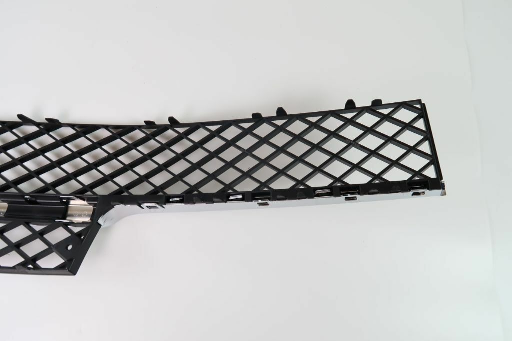Bentley Continental Flying Spur front bumper grille right side 1002