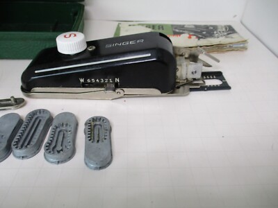 ゴジータBR SR 40000 Vintage Singer Sewing Buttonholer Attachment 160506 Original Box