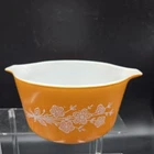 Vintage Pyrex 475 1 QT Casserole Butterfly Gold Happy Orange Bowl W Handle