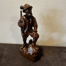Vintage German Black Forest Hand Carved Wood Figurine Hunting 7.5 Inches Tall