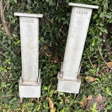Par de soportes de señal ferroviaria RACO 42018 de colección brazos de extensión soportes de luz de cruce