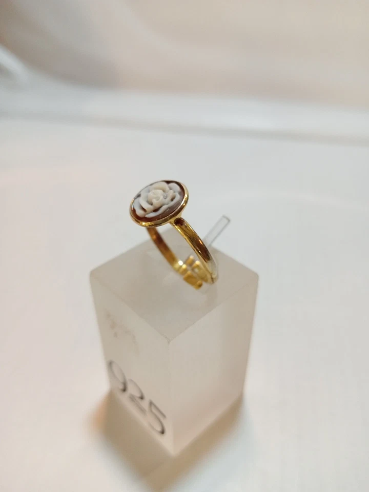 Anello Cammeo Floreale Montato Su Argento 925 Dorato Regolabile Per Varie Misure - Immagine 3 di 4