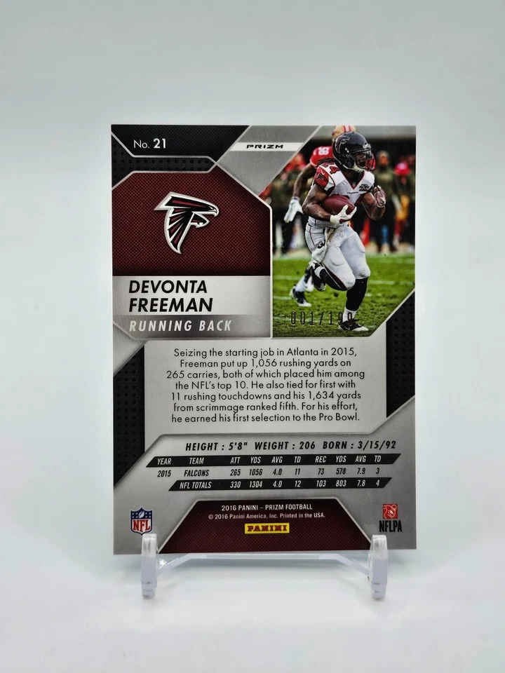 DeVonta Freeman /199 LIGHT BLUE PRIZM 2016 Panini Prizm #21 Atlanta Falcons (SP) - Image 2 of 2