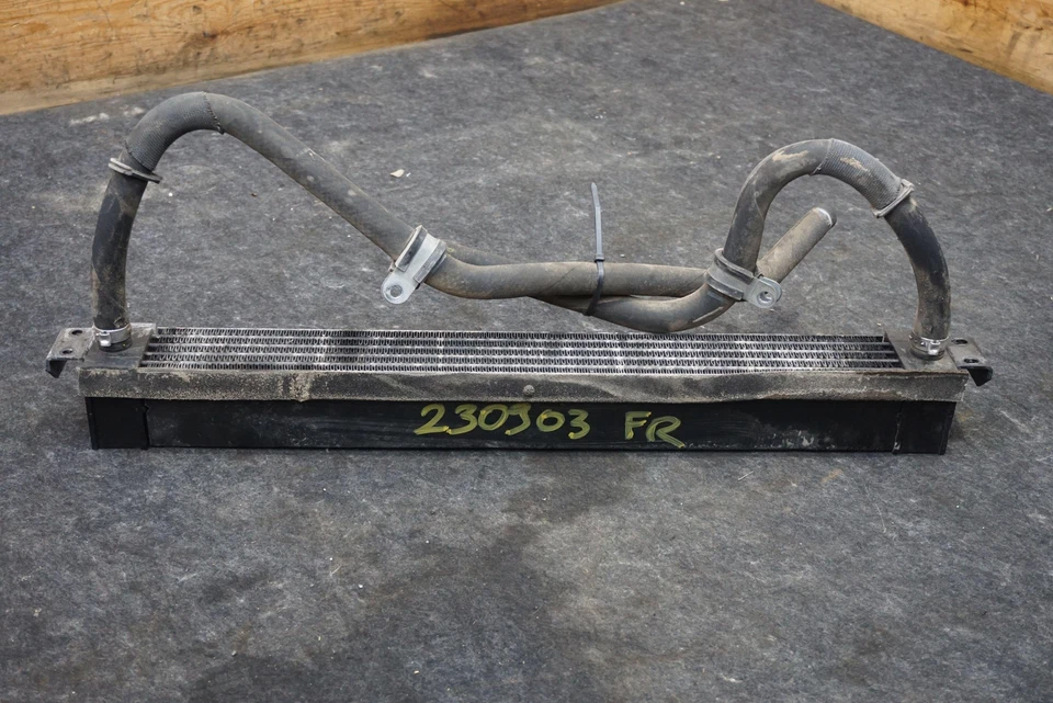 Радиатор масляного радиатора трансмиссии матричный 9g43-445396-aa Aston Martin Rapide 2011 - Изображение 2 из 4