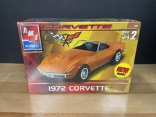 New Sealed AMT ERTL 1972 Chevrolet Corvette Convertible 1:25 Model Kit #31822