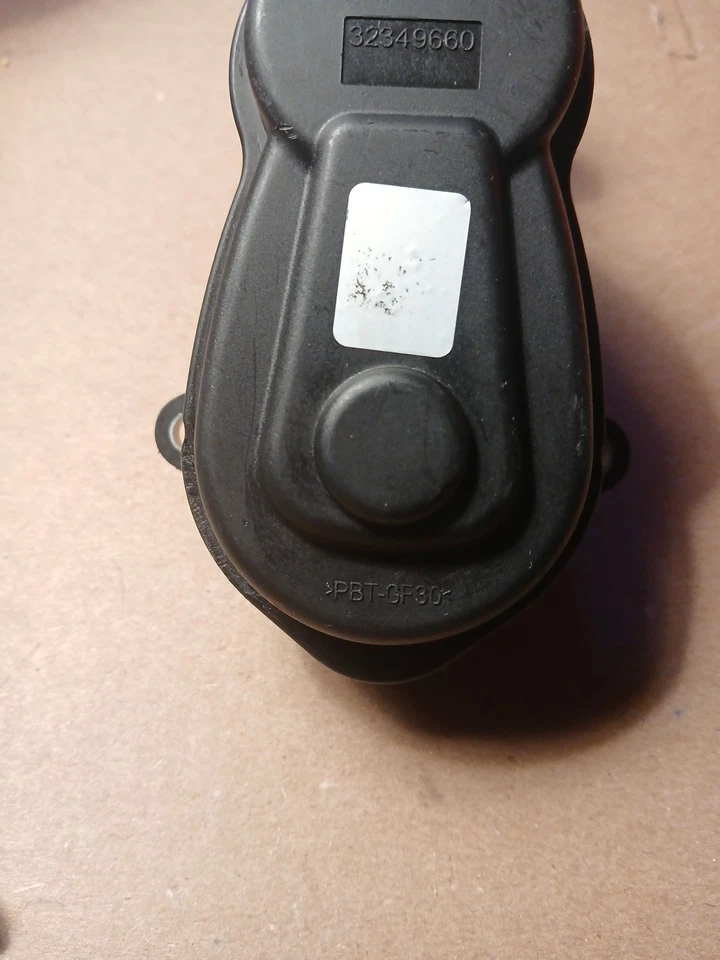 Actuador de pinza de freno de estacionamiento trasero OEM 32349660 BMW 528i 535i 650i i8 M5 X3 X4 Foto 2 de 4