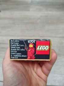 1983 New (NIB) With tag LEGO 6701  Space Mini-figures 