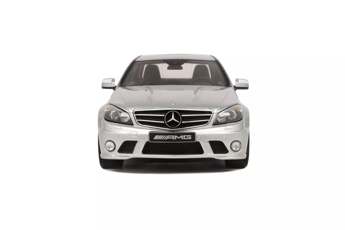 1/18 Mercedes Benz C63 AMG W204 2008 Silver Resin Model Car by GT