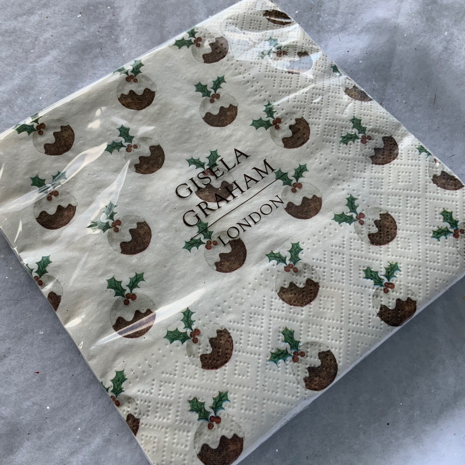 20x Christmas Pudding Paper Napkins Gisela Graham 3 Ply Wood Holly Sprig