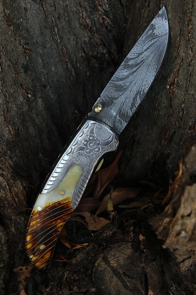 Handmade Feather Damascus steel Liner Lock pocket Folding Outdoor ...