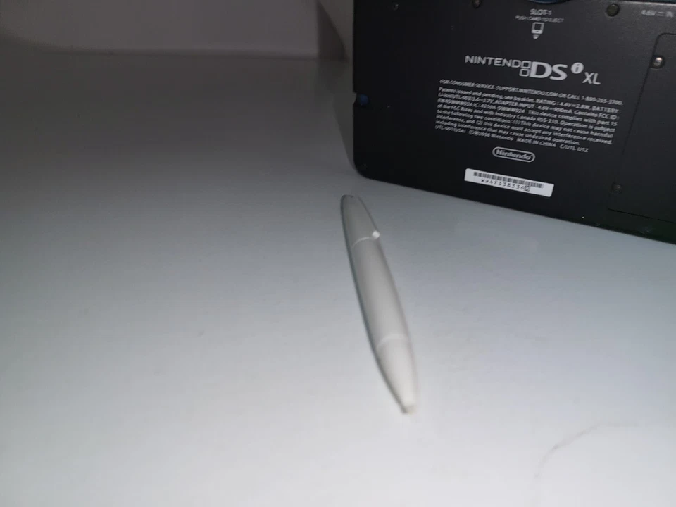 NUEVO lápiz óptico blanco grande para consola de sistema Nintendo DSI y DSI XL #A7 - Imagen 3 de 4