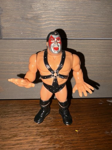 HASBRO WWF DEMOLITION TAG TEAM AX WRESTLING ACTION...